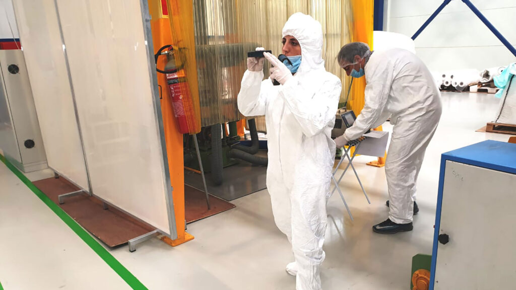 Ex_Cleanroom_8a4b0b7e-becb-4cce-b926-1649c8bd1a98